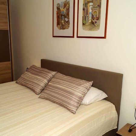 Апартаменты Apartman Eric Пула Экстерьер фото
